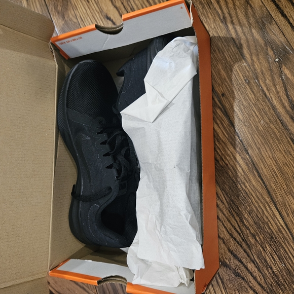 Nike Downshifter 8 Women's Shoes - Picture 3 of 5